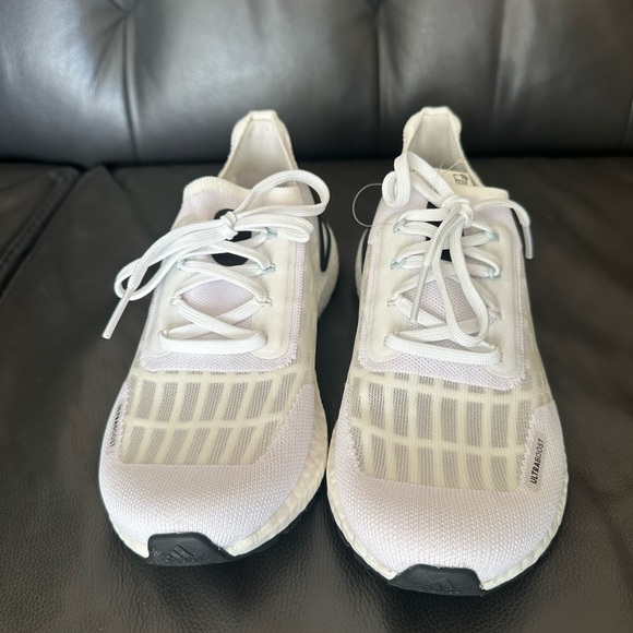 Adidas Ultra boost - Picture 2 of 6